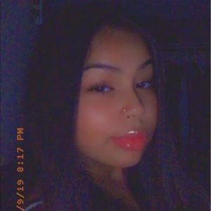 Meet your Posher, Marina